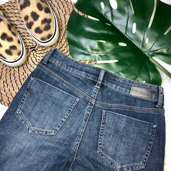 DKNY Soho Skinny Leg Jean - Picture 4 of 8